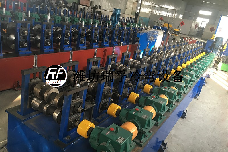 電氣系列成型設(shè)備